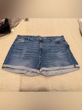 Old Navy Blue Rolled-Hem Denim Shorts